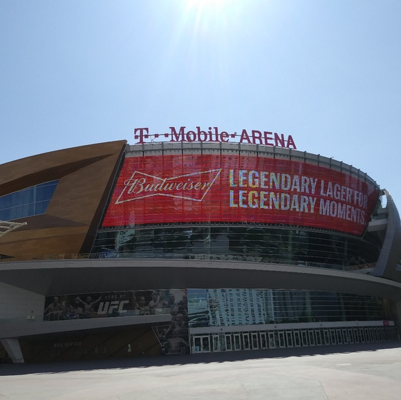 Meet your Posher - Picture 6 of 16